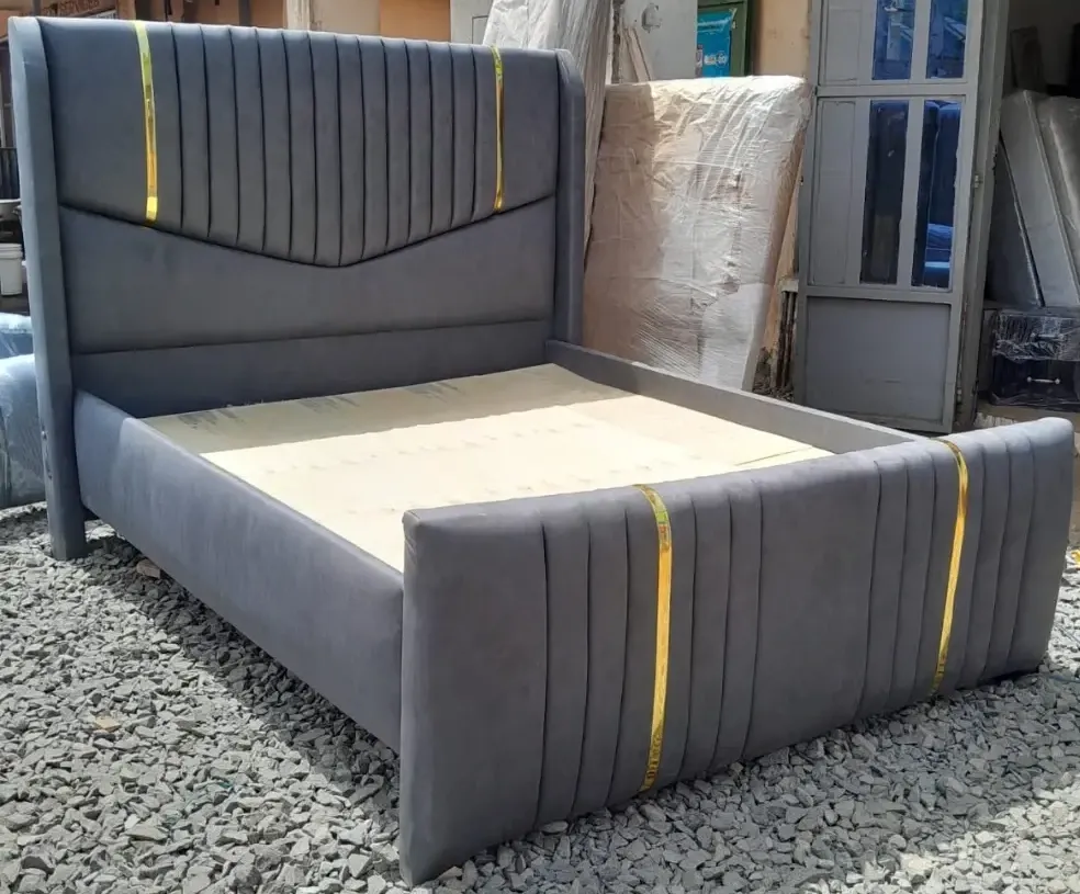 Chester bed