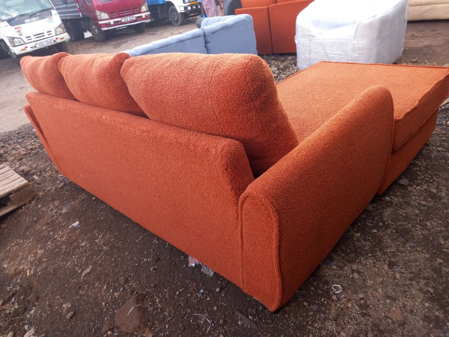 Modular L-shape sofa